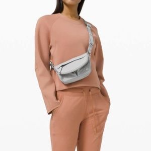 Lululemon All Night Festival Bag *Micro Silver Drop